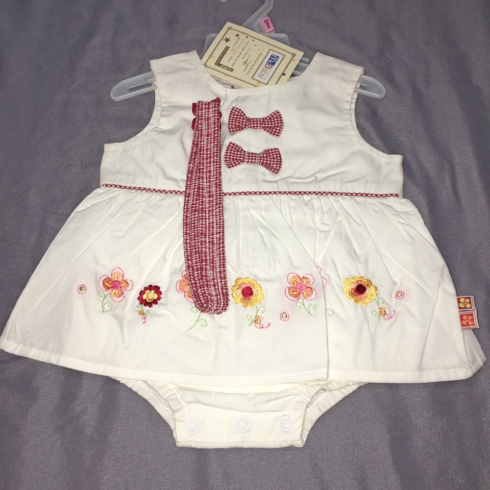 McBaby White w/ Bows Embroidered Romper & Headband